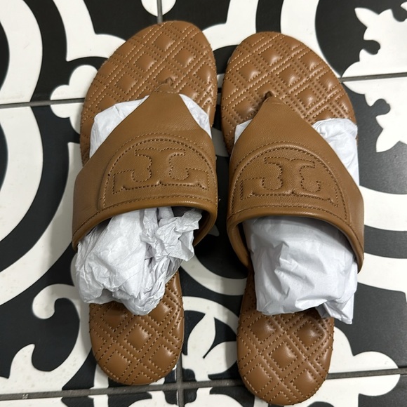 TORY BURCH NEW Tan Leather Quilted FLEMING Flat Sandal Slides - Picture 2 of 11